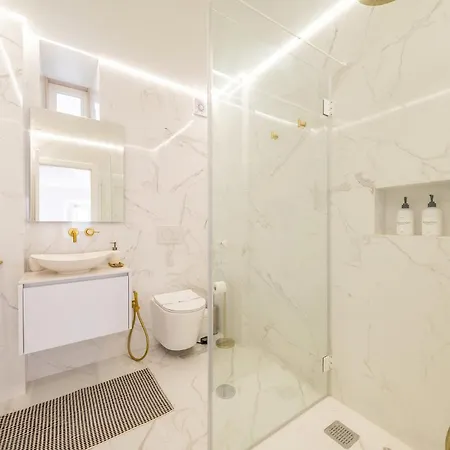 Guestready - Charming Duplex In The Alfama Heart Lissabon